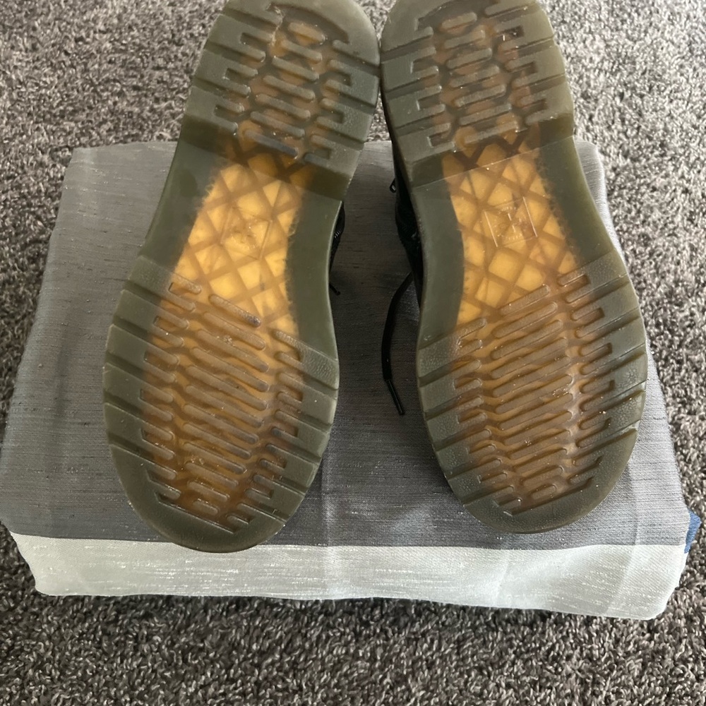 Dr. Martens Patent Boot Sz. 3 - Picture 4 of 4